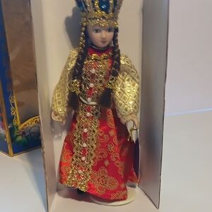 Vintage Russian Federation Doll In Traditional Clothing. Gorgeous